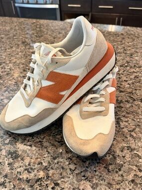 New Balance Cream and terra-cotta Orange Casual Sneakers